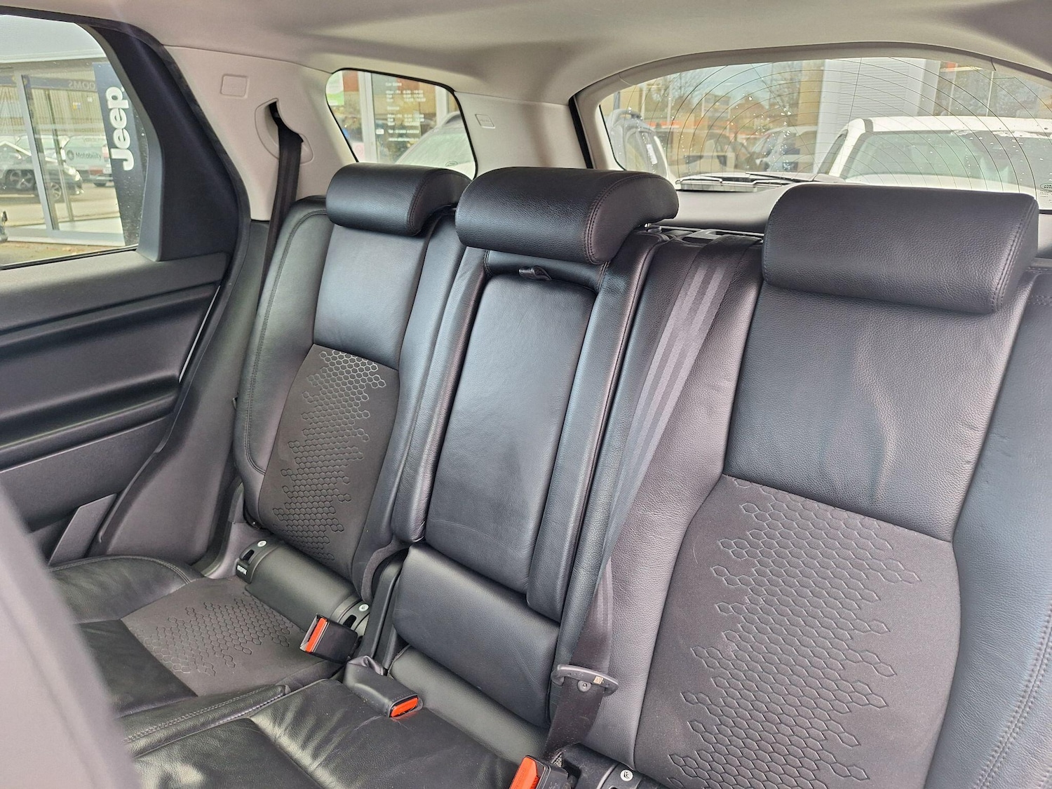 Used Land Rover Discovery Sport 2017 for sale - 76743082: Photo 14