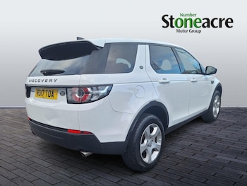 Used Land Rover Discovery Sport 2017 for sale - 76743082: Photo