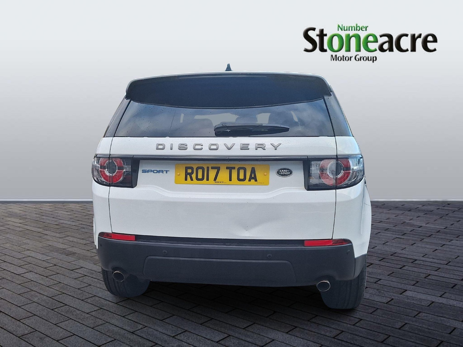 Used Land Rover Discovery Sport 2017 for sale - 76743082: Photo 4