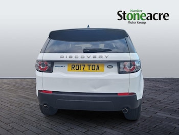 Used Land Rover Discovery Sport 2017 for sale - 76743082: Photo