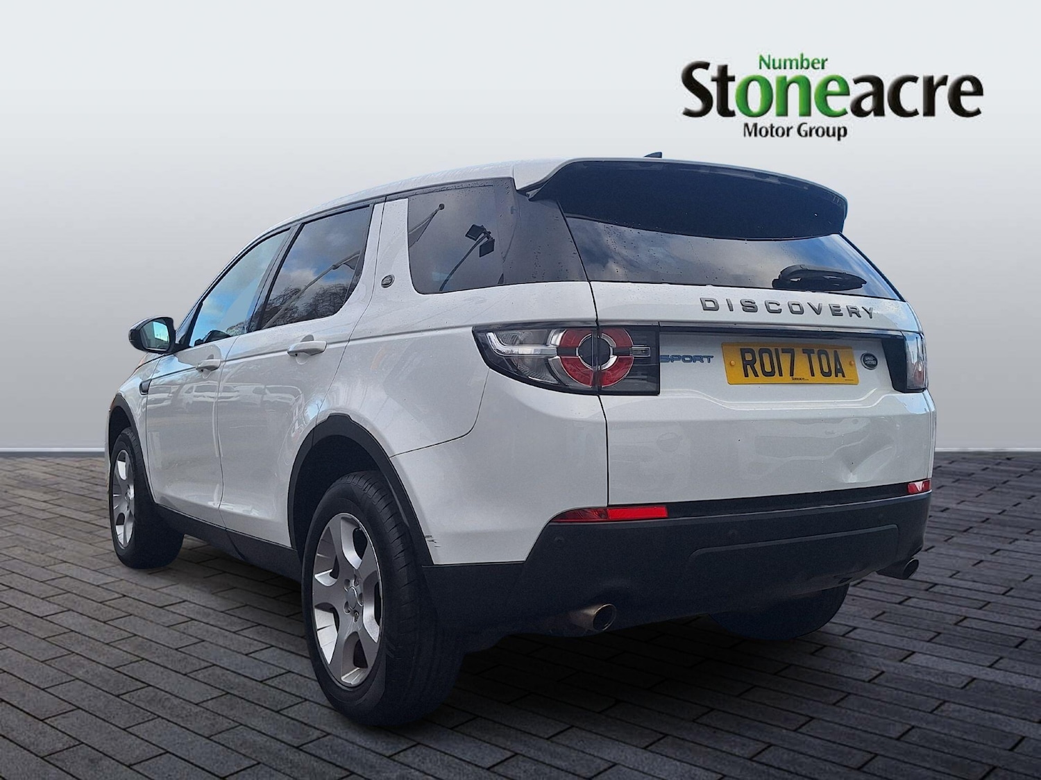 Used Land Rover Discovery Sport 2017 for sale - 76743082: Photo 5