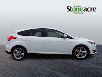 Used Ford Focus 2015 for sale - 76042344: Photo