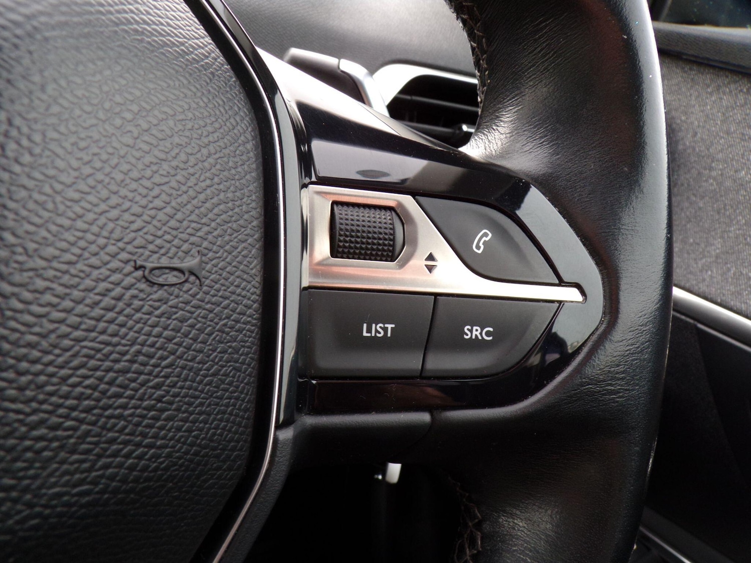 Used Peugeot 3008 for sale - 76728815: Photo 23