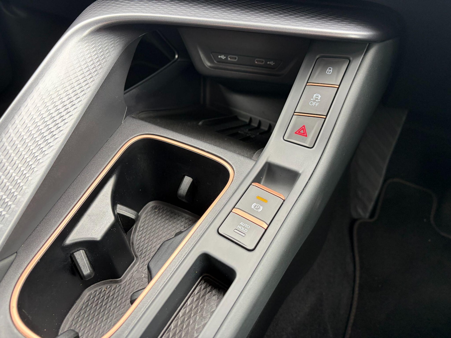 Used Cupra Terramar 2025 for sale - 77908951: Photo 14