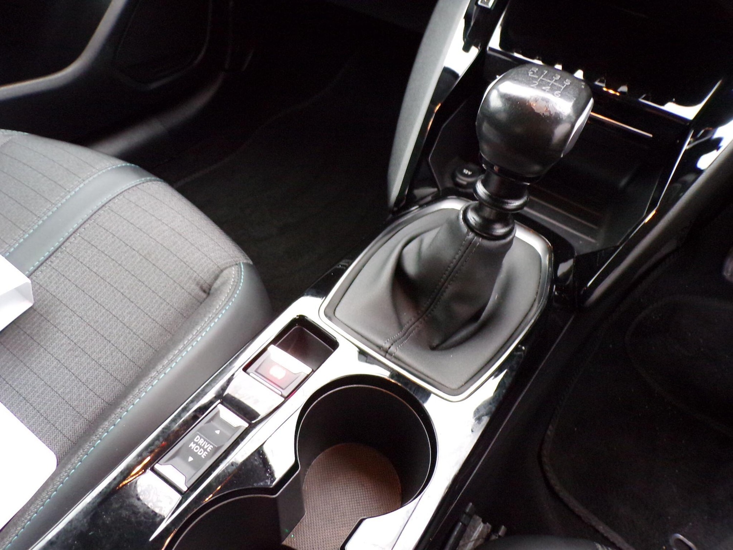 Used Peugeot 208 2020 for sale - 76538989: Photo 16