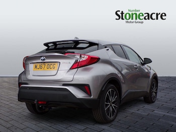 Used Toyota C-HR 2017 for sale - 75494024: Photo