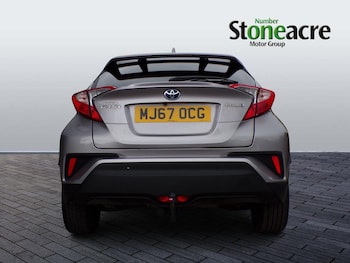 Used Toyota C-HR 2017 for sale - 75494024: Photo