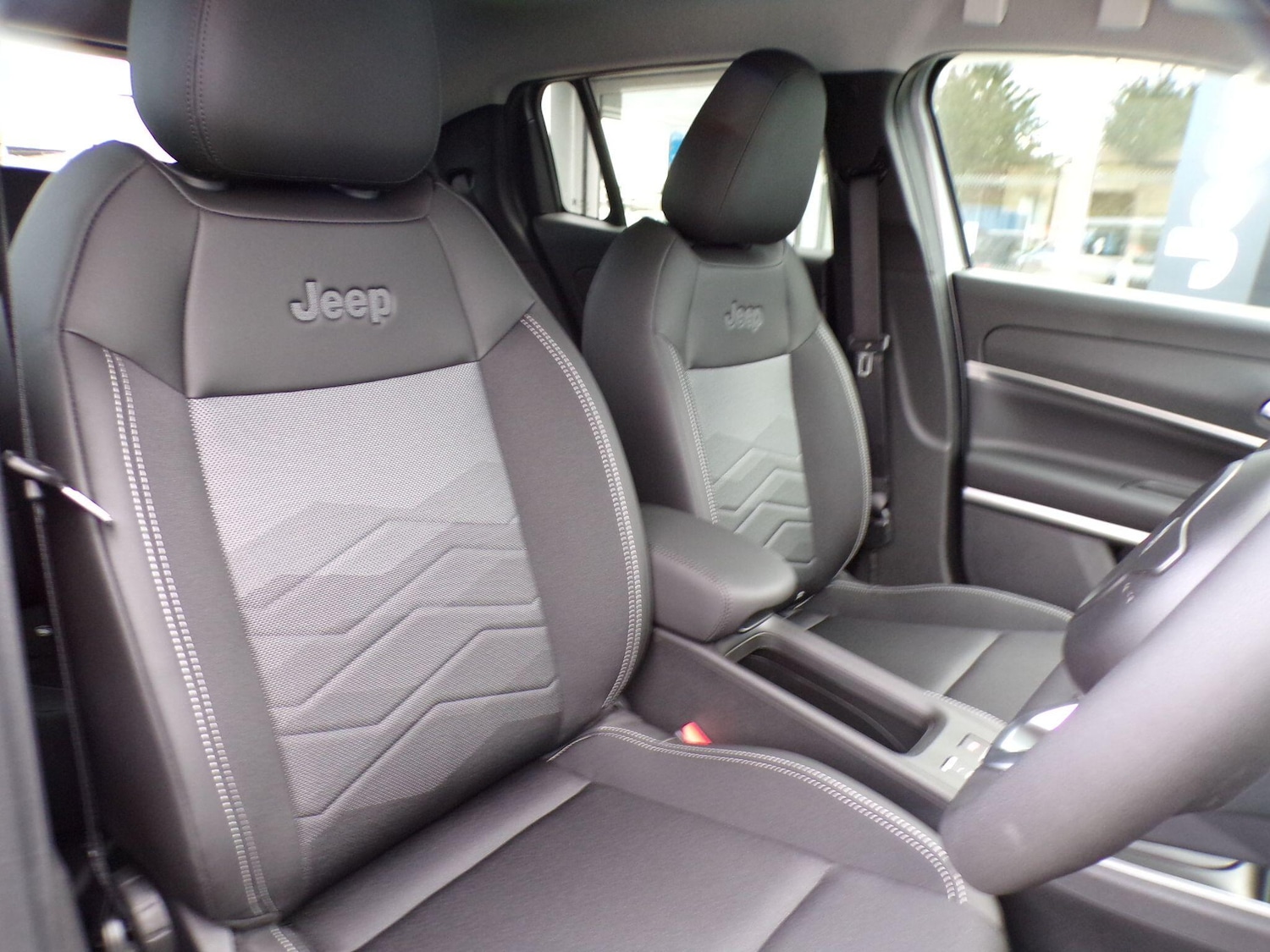 Used Jeep Avenger 2025 for sale - 76071686: Photo 11