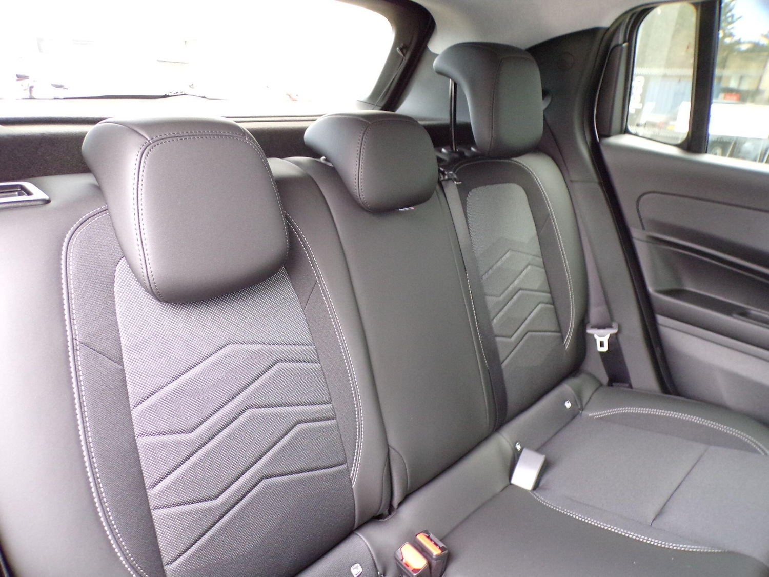 Used Jeep Avenger 2025 for sale - 76071686: Photo 13