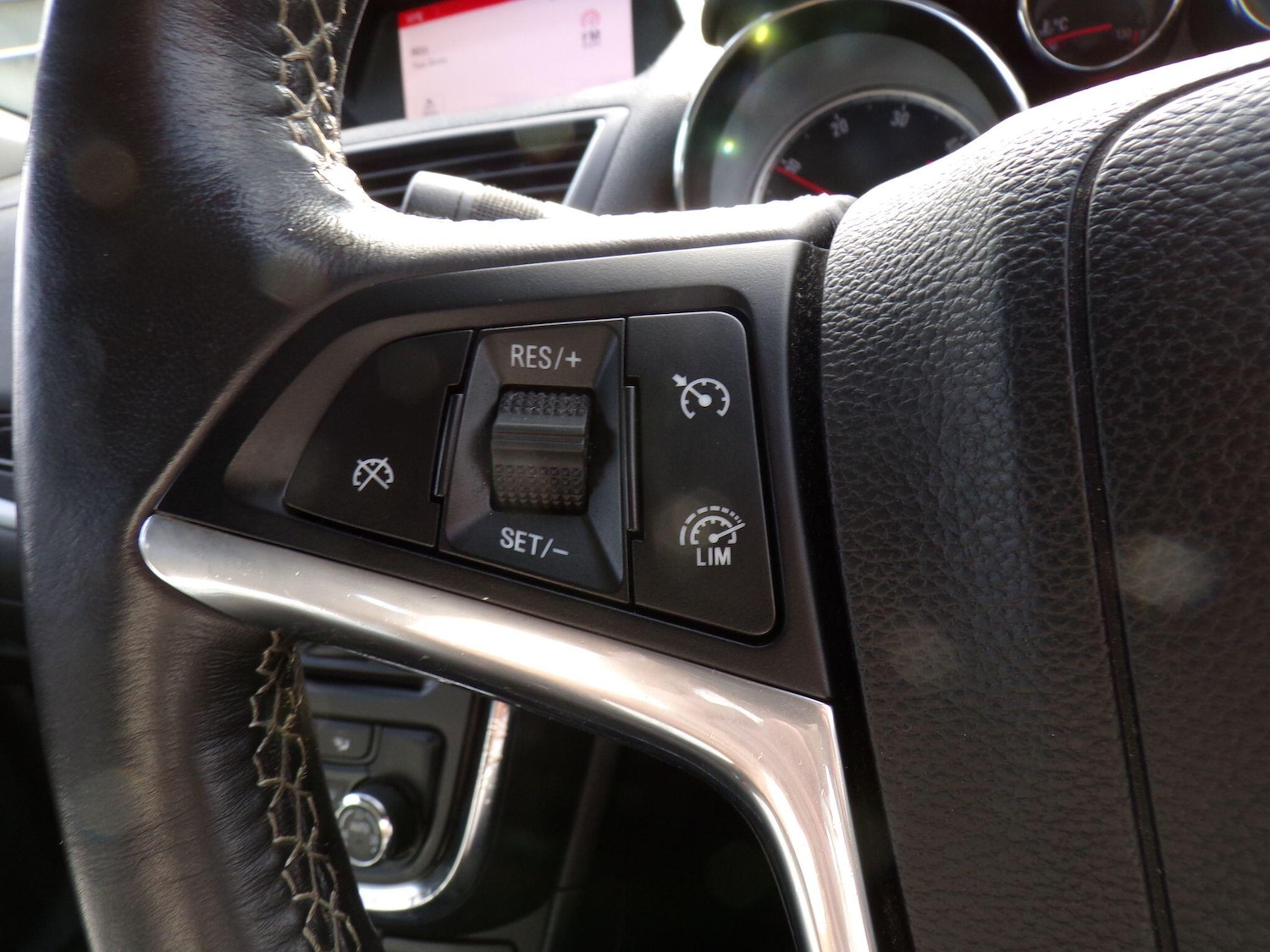 Used Vauxhall Mokka 2014 for sale - 76408921: Photo 24