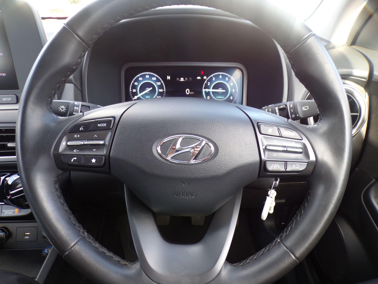 Used Hyundai KONA 2023 for sale - 76122709: Photo 18