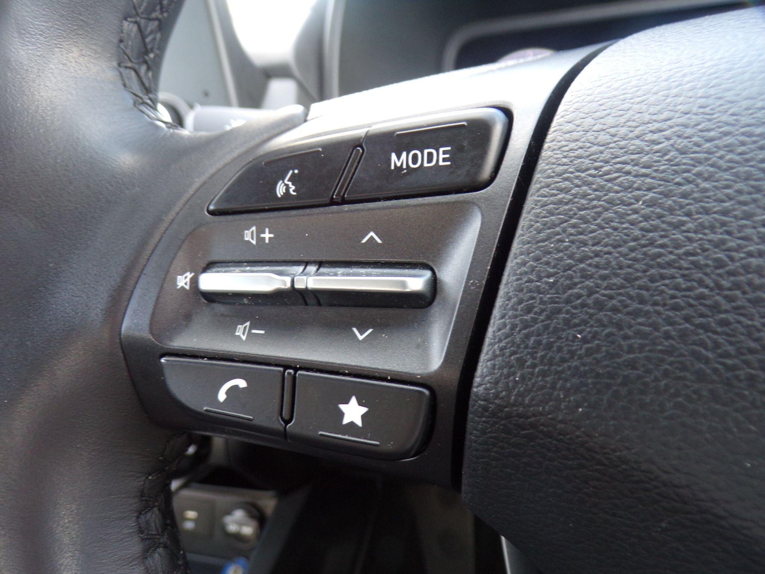 Used Hyundai KONA 2023 for sale - 76122709: Photo 23