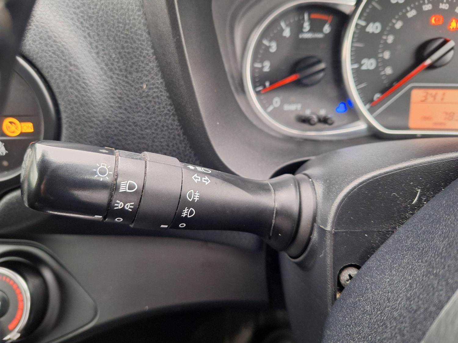 Used Toyota Yaris for sale - 77599127: Photo 16