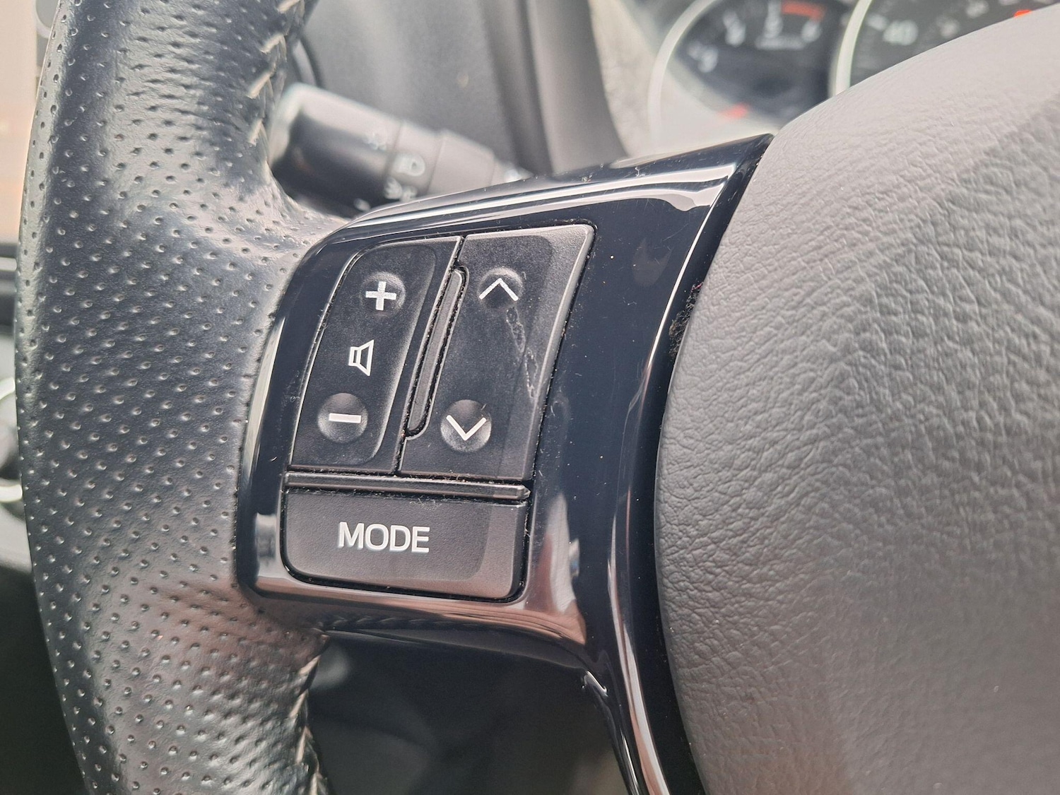 Used Toyota Yaris for sale - 77599127: Photo 18