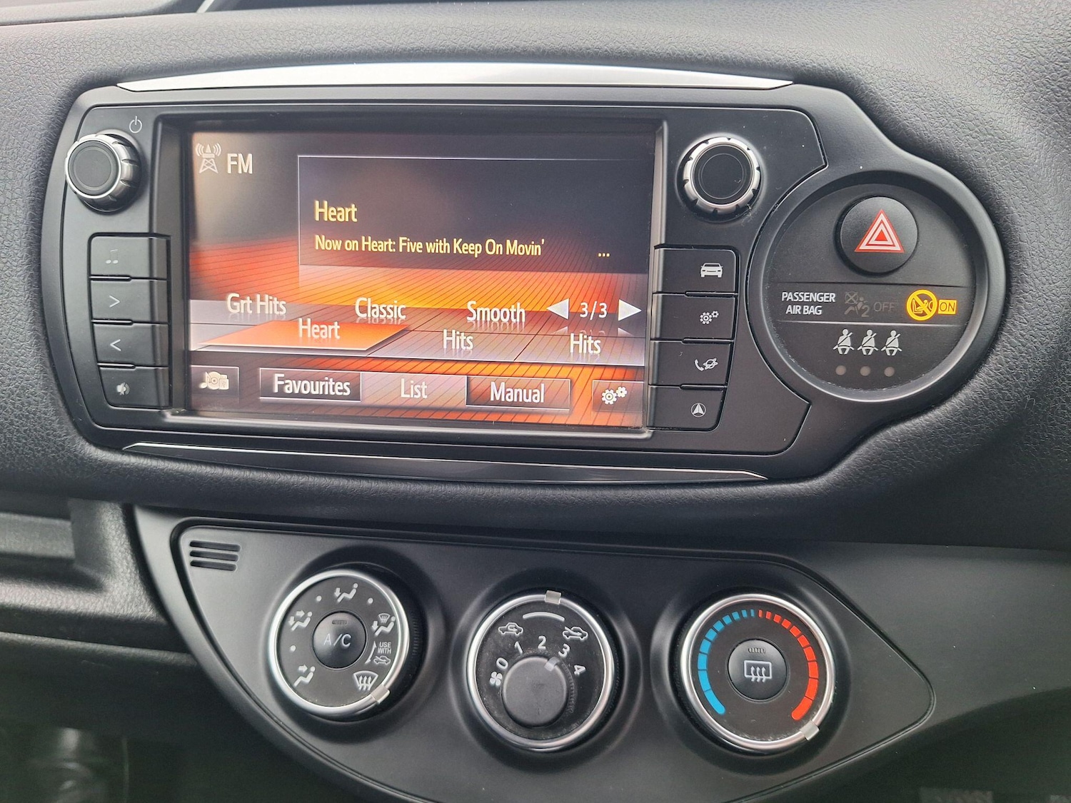 Used Toyota Yaris for sale - 77599127: Photo 22