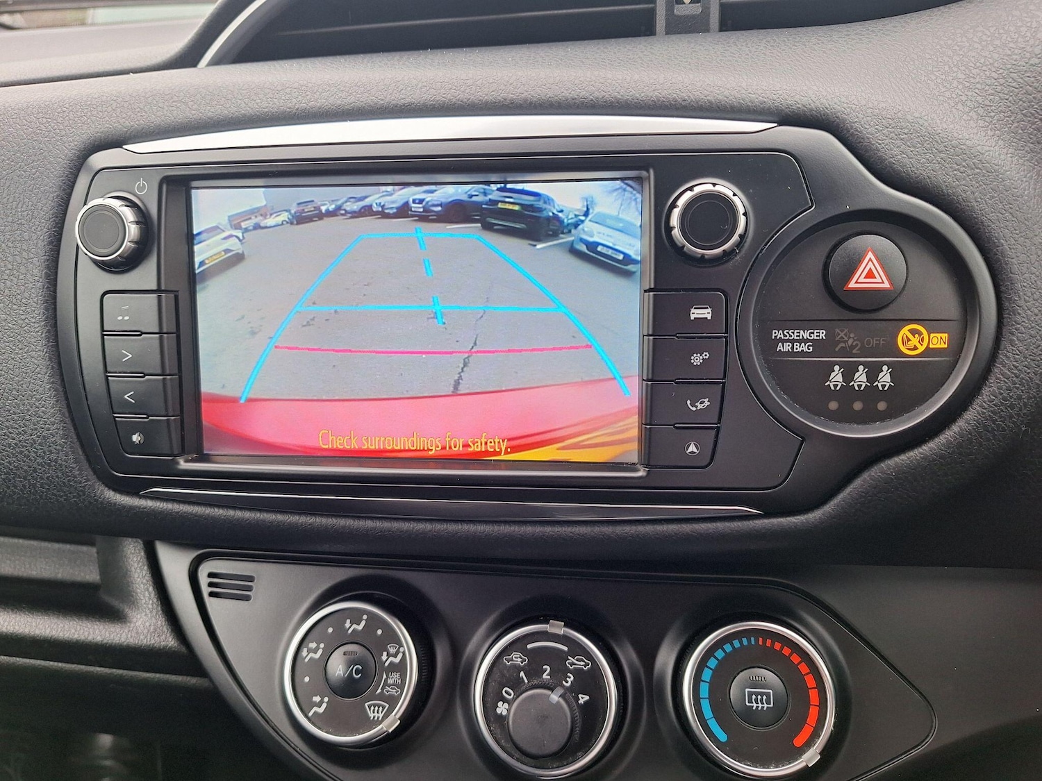 Used Toyota Yaris for sale - 77599127: Photo 24