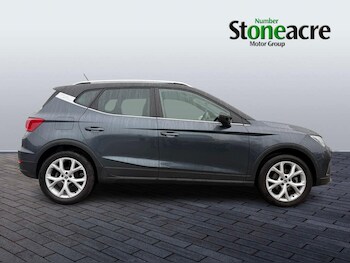 Used SEAT Arona 2023 for sale - 77267916: Photo