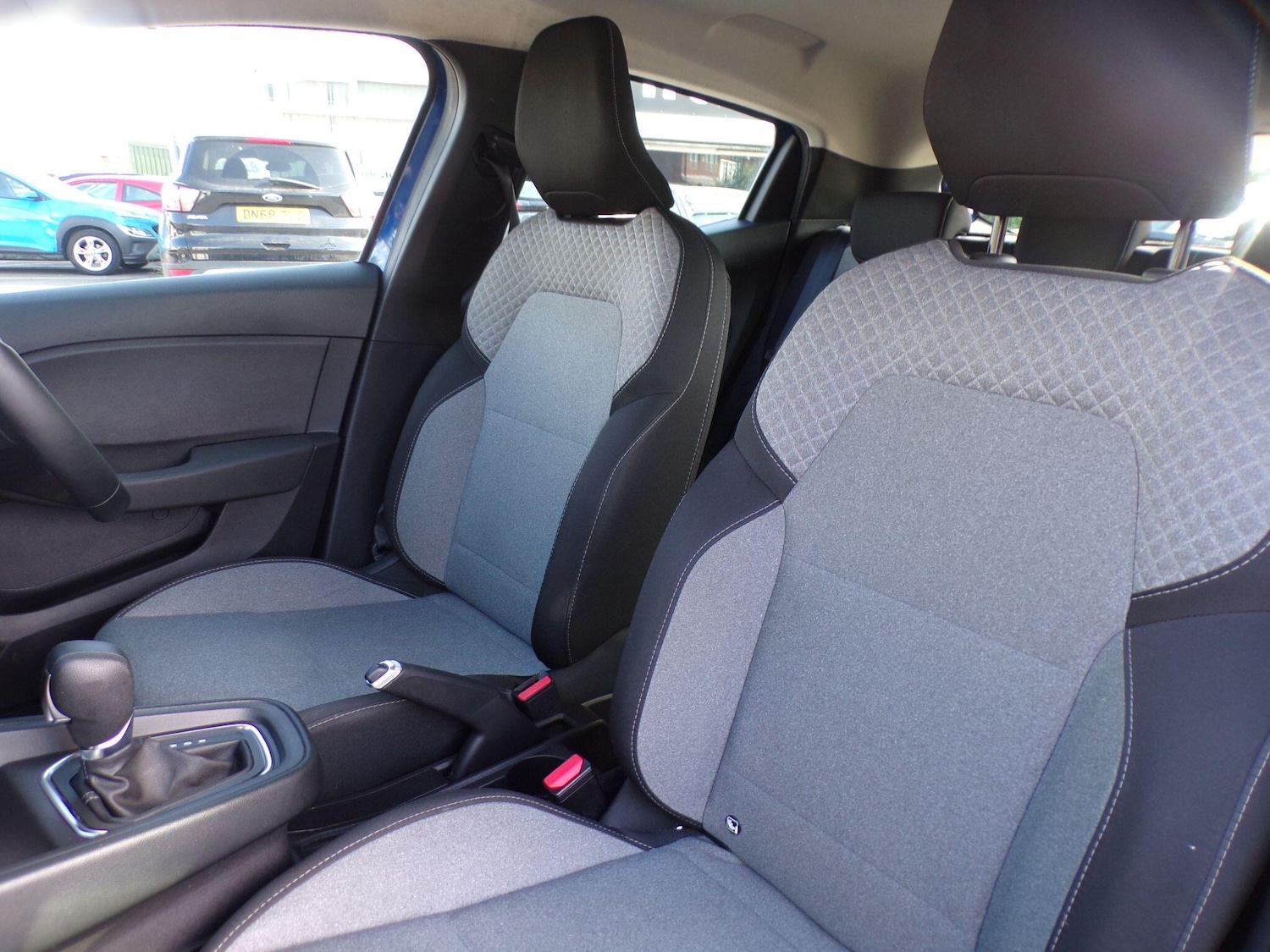 Used Renault Clio 2024 for sale - 76121933: Photo 14