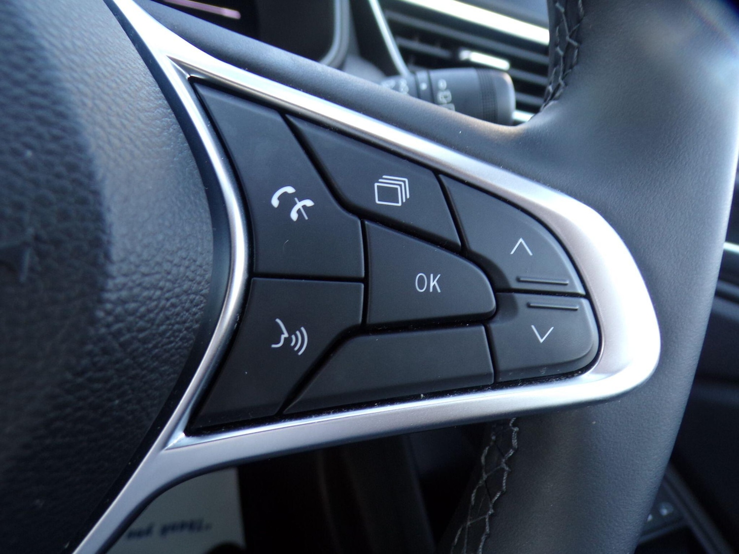 Used Renault Clio 2024 for sale - 76121933: Photo 21