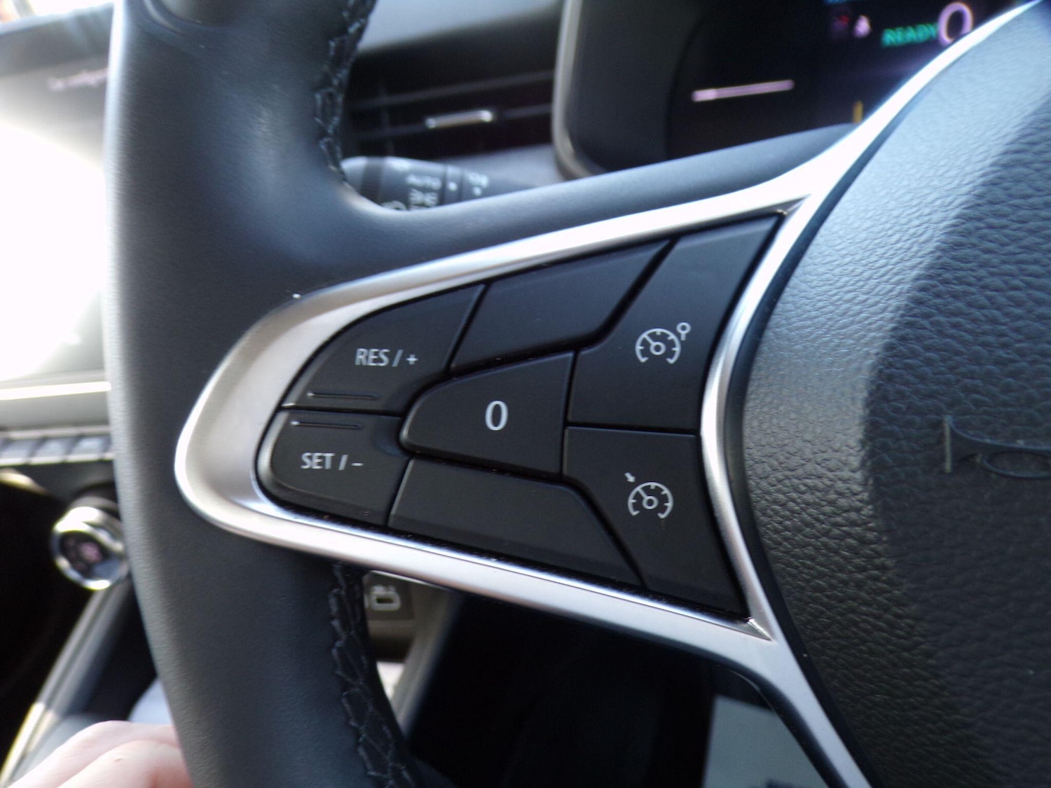 Used Renault Clio 2024 for sale - 76121933: Photo 22