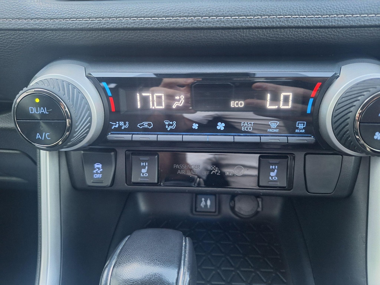 Used Toyota RAV4 2019 for sale - 77377495: Photo 10