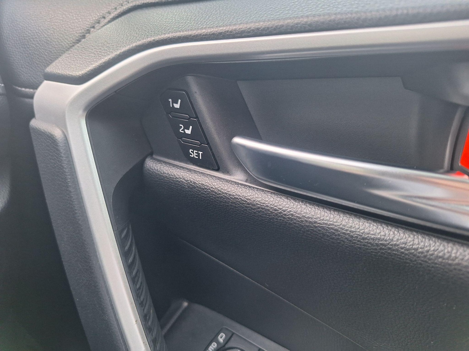 Used Toyota RAV4 2019 for sale - 77377495: Photo 34