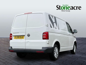 Used Volkswagen Transporter 2018 for sale - 77696380: Photo