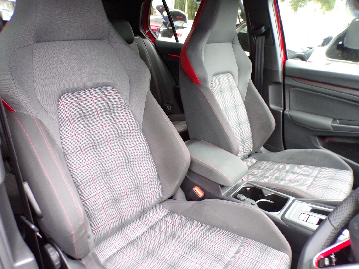 Used Volkswagen Golf 2020 for sale - 76085352: Photo 11