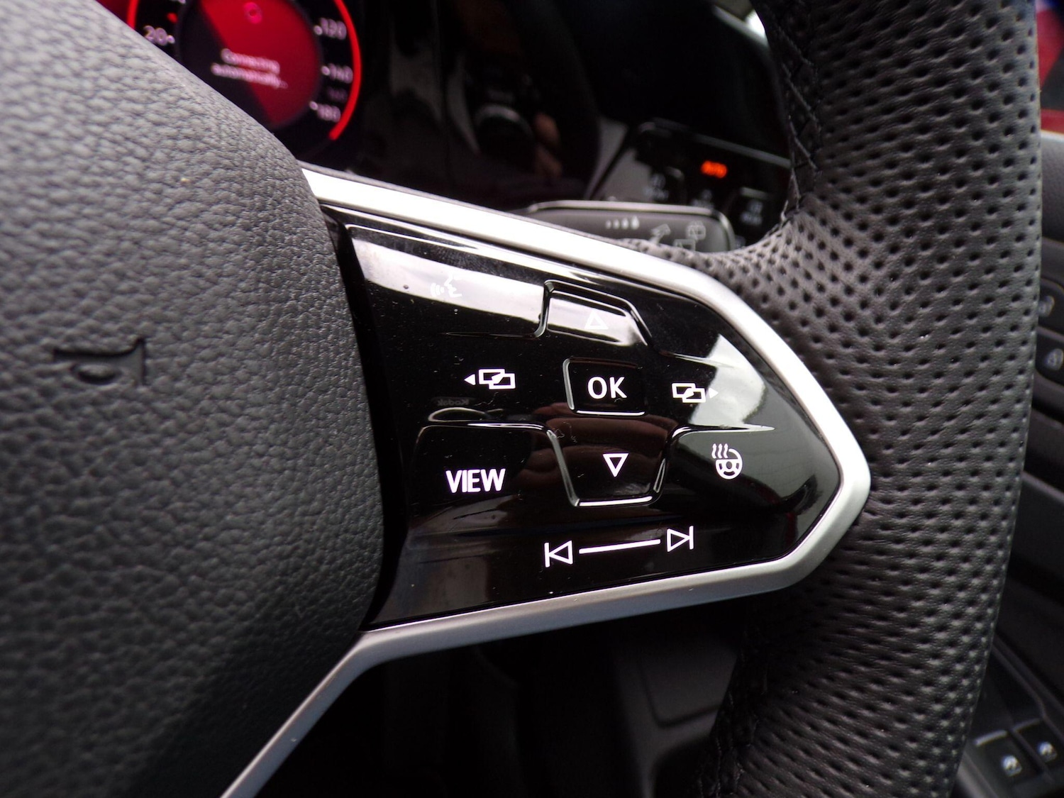 Used Volkswagen Golf 2020 for sale - 76085352: Photo 21