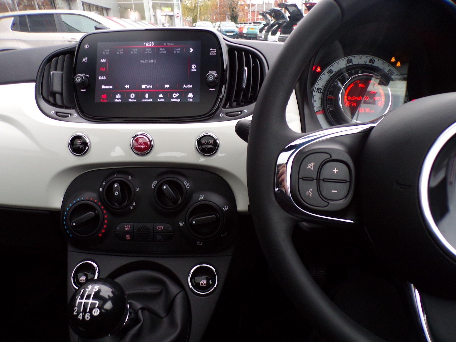 Used Fiat 500 2023 for sale - 76485865: Photo 16