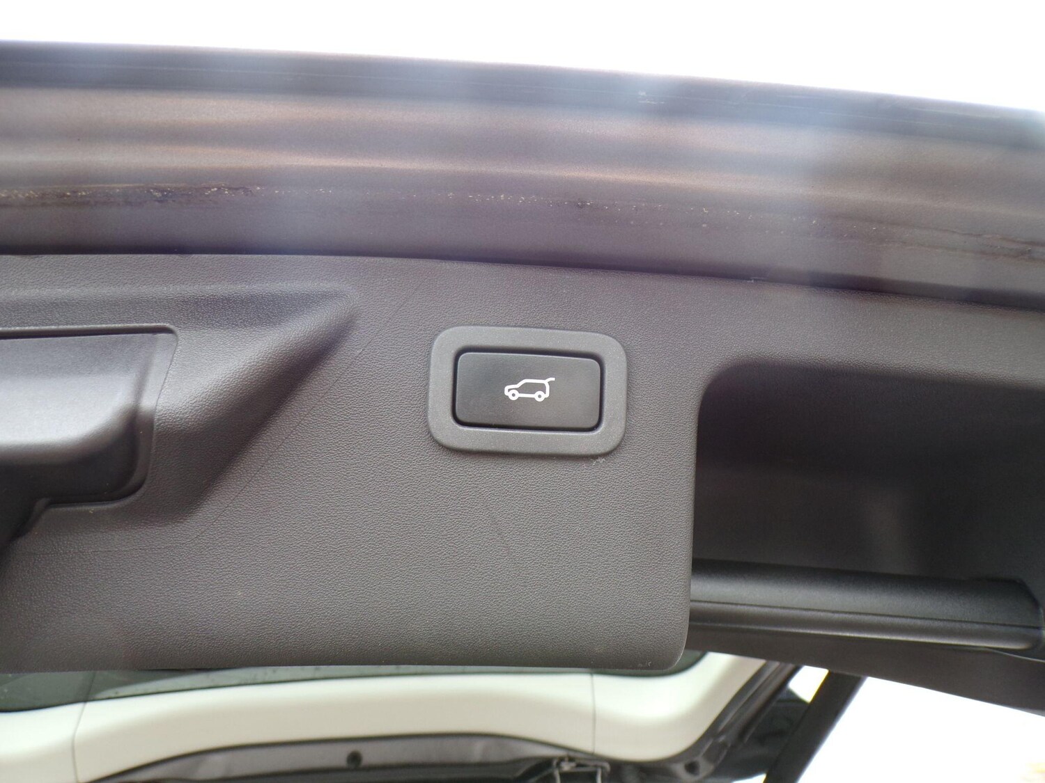 Used Land Rover Discovery Sport 2017 for sale - 76337472: Photo 13