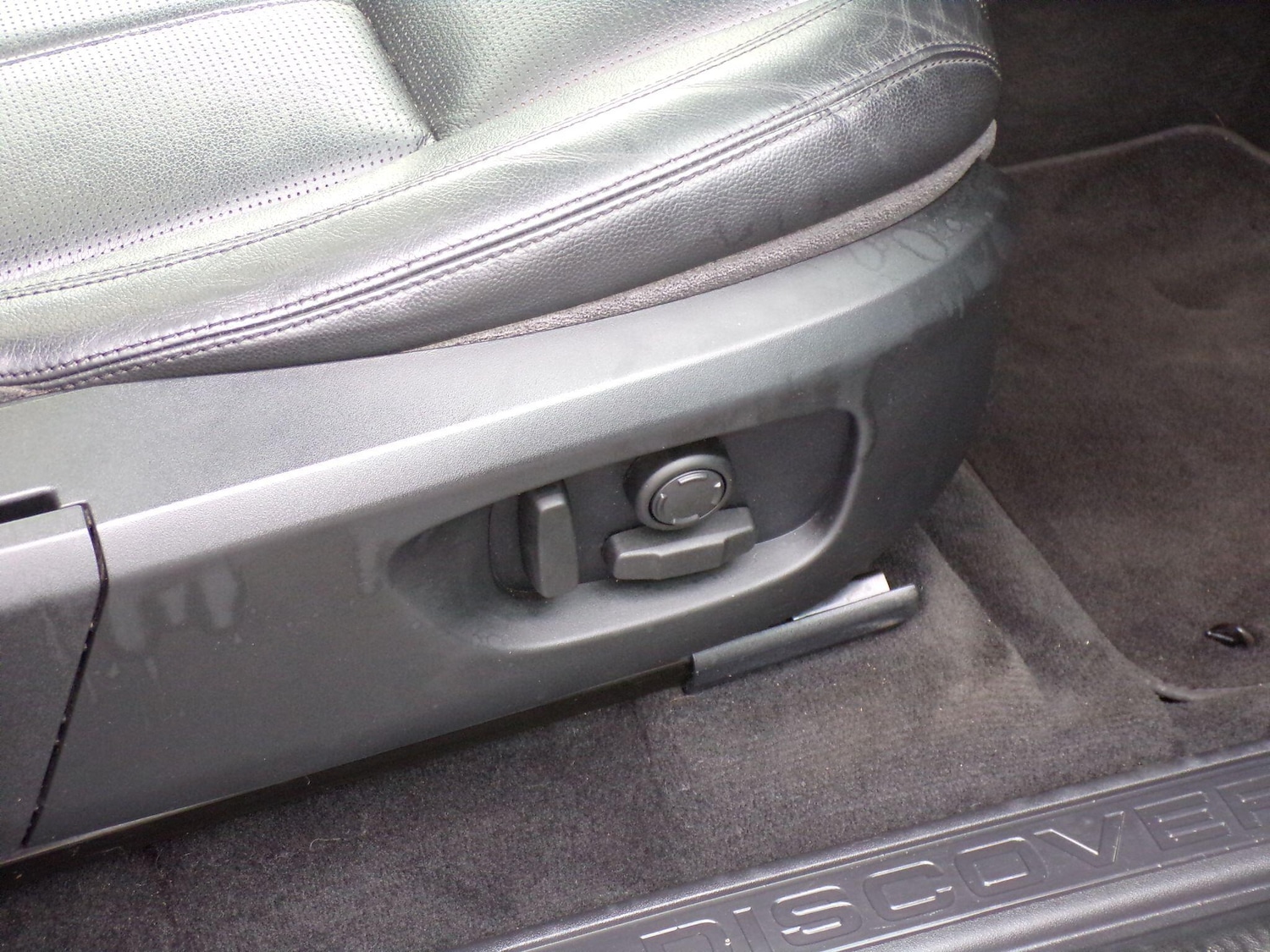 Used Land Rover Discovery Sport 2017 for sale - 76337472: Photo 21