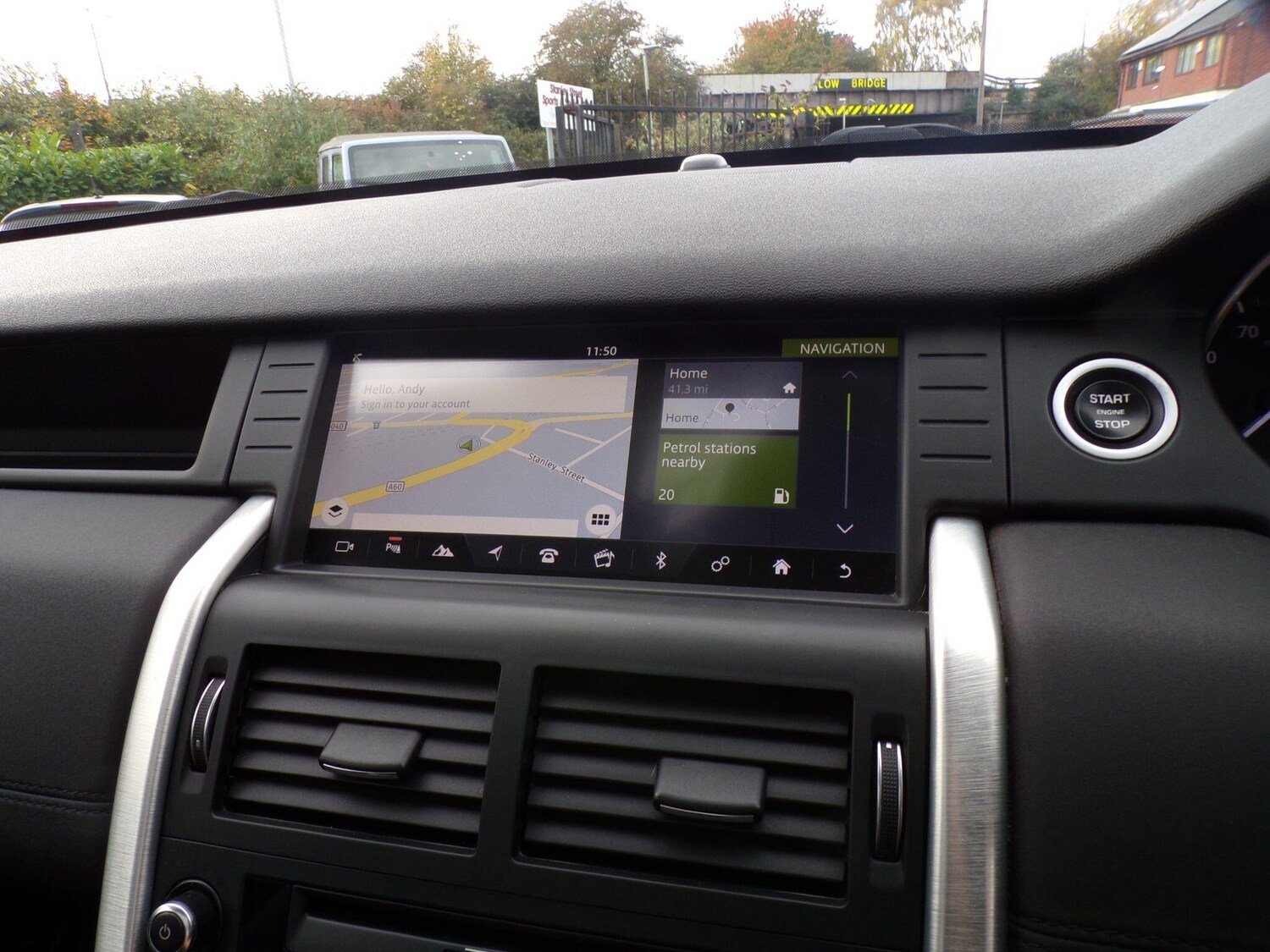 Used Land Rover Discovery Sport 2017 for sale - 76337472: Photo 32