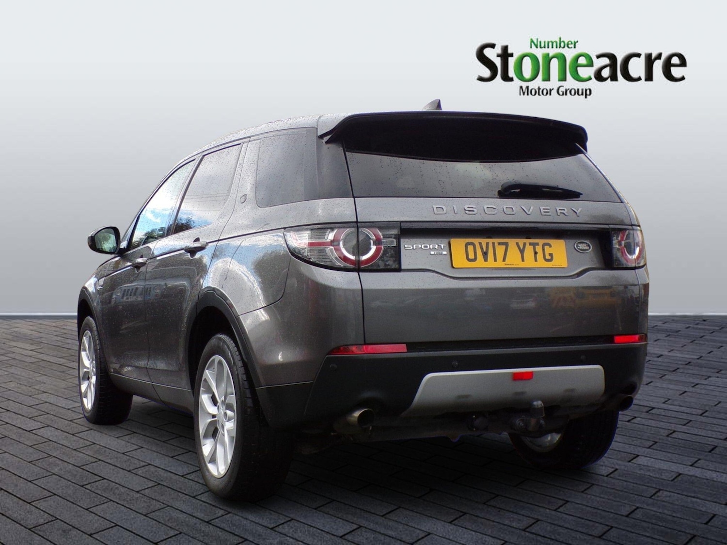 Used Land Rover Discovery Sport 2017 for sale - 76337472: Photo 5