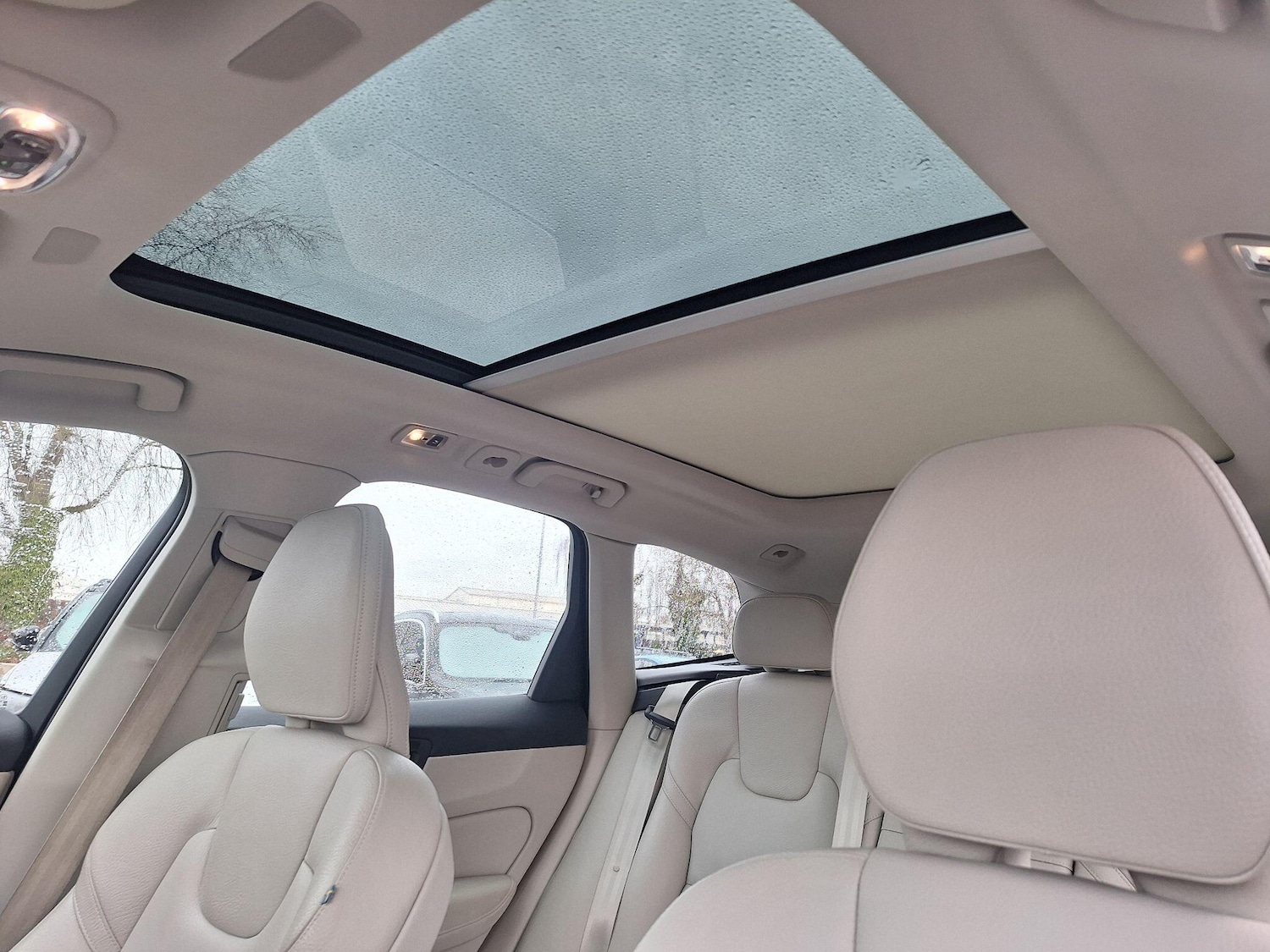 Used Volvo XC60 2021 for sale - 77119574: Photo 15