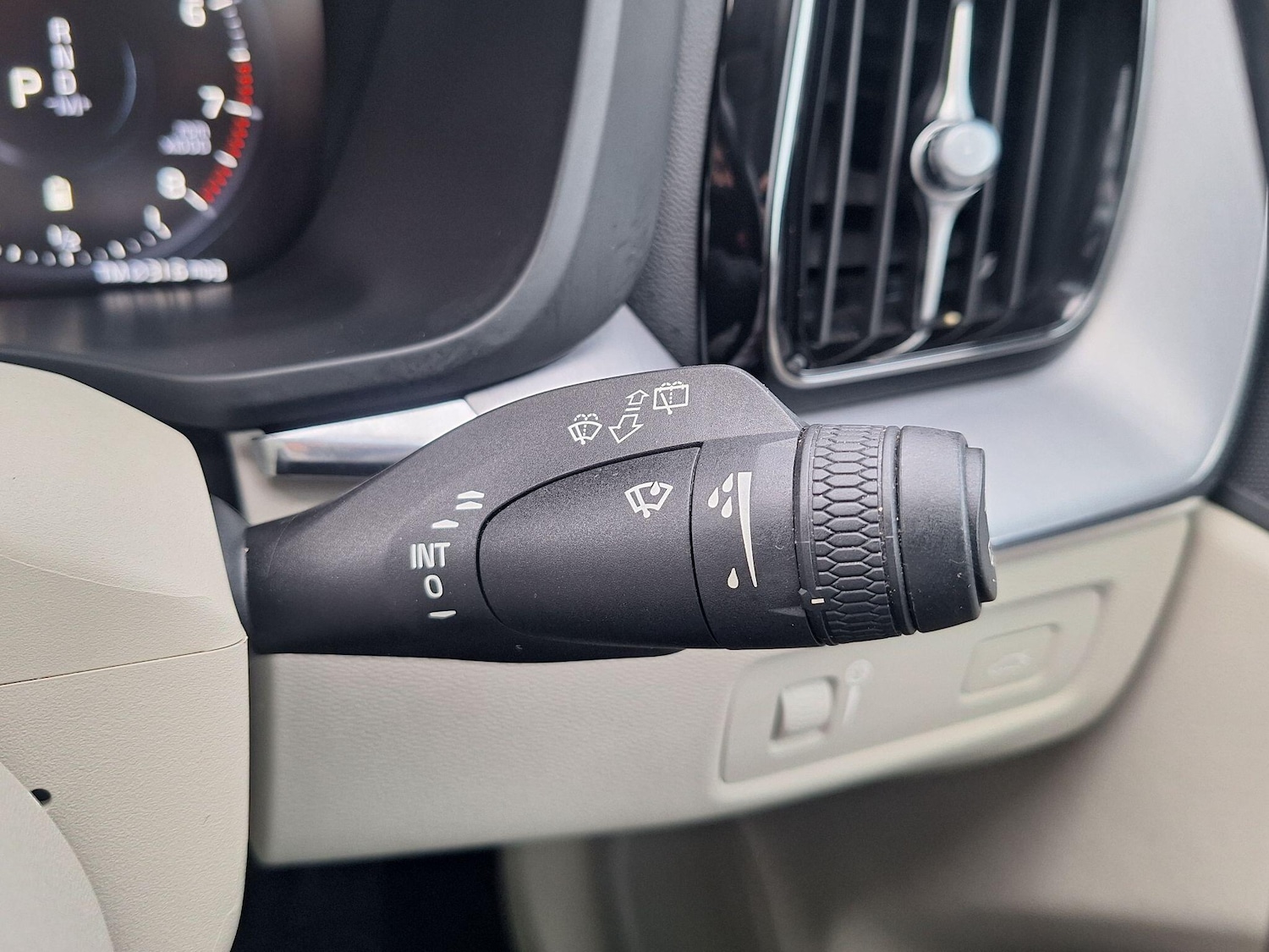 Used Volvo XC60 2021 for sale - 77119574: Photo 17