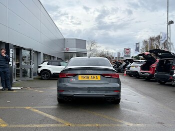 Used Audi S3 2018 for sale - 76727505: Photo