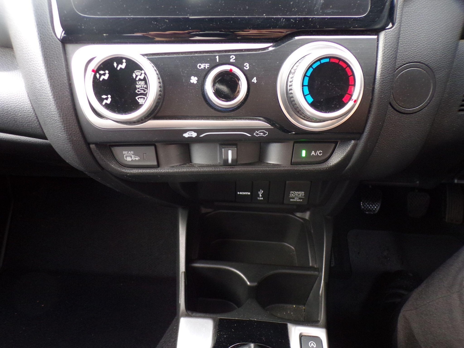 Used Honda Jazz 2020 for sale - 76537857: Photo 25