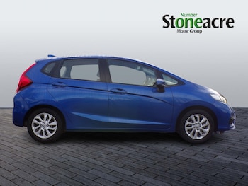 Used Honda Jazz 2020 for sale - 76537857: Photo