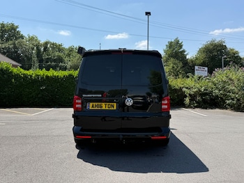 Used Volkswagen Transporter 2019 for sale - 79188097: Photo
