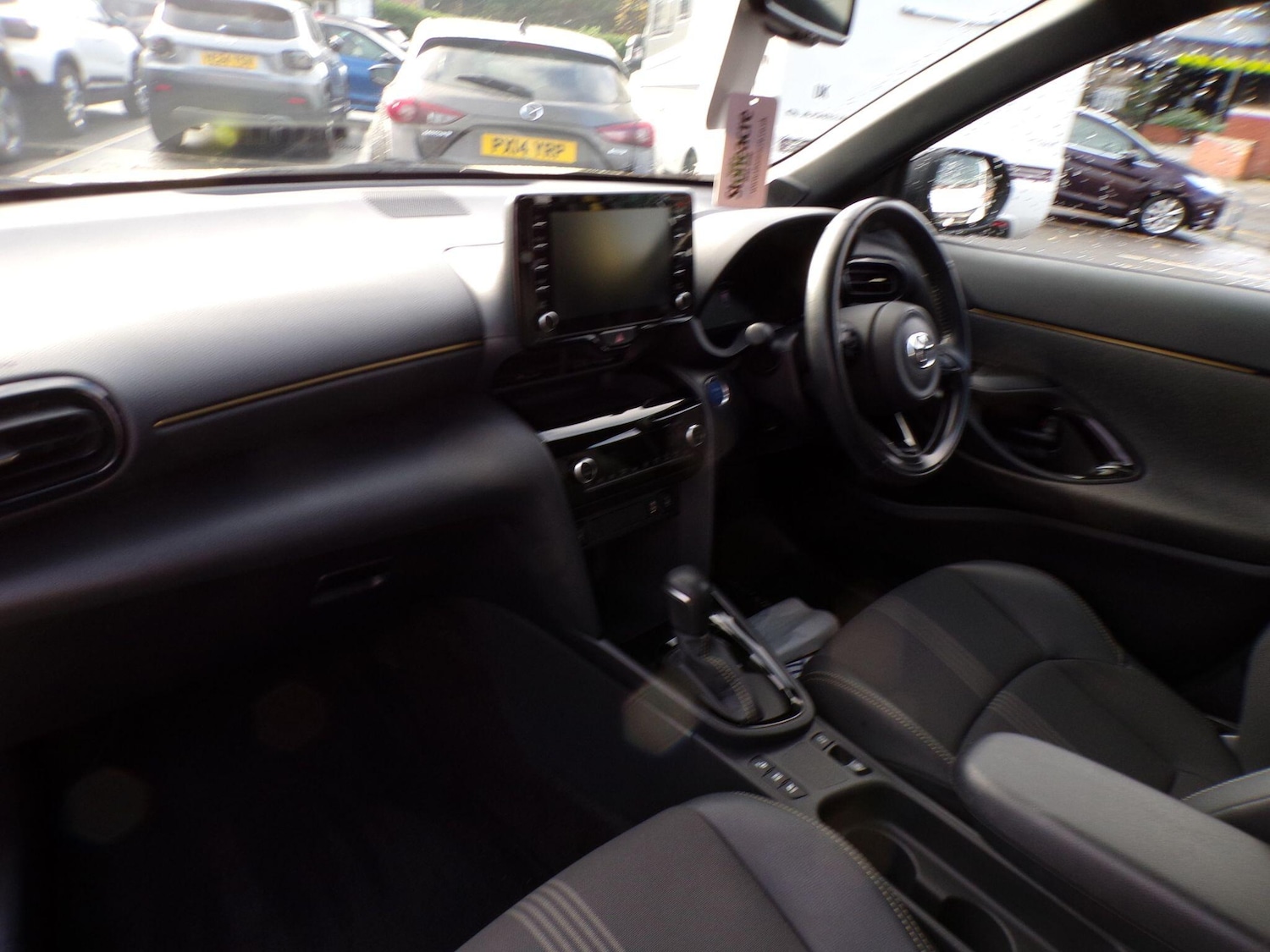 Used Toyota Yaris Cross 2022 for sale - 76633085: Photo 15