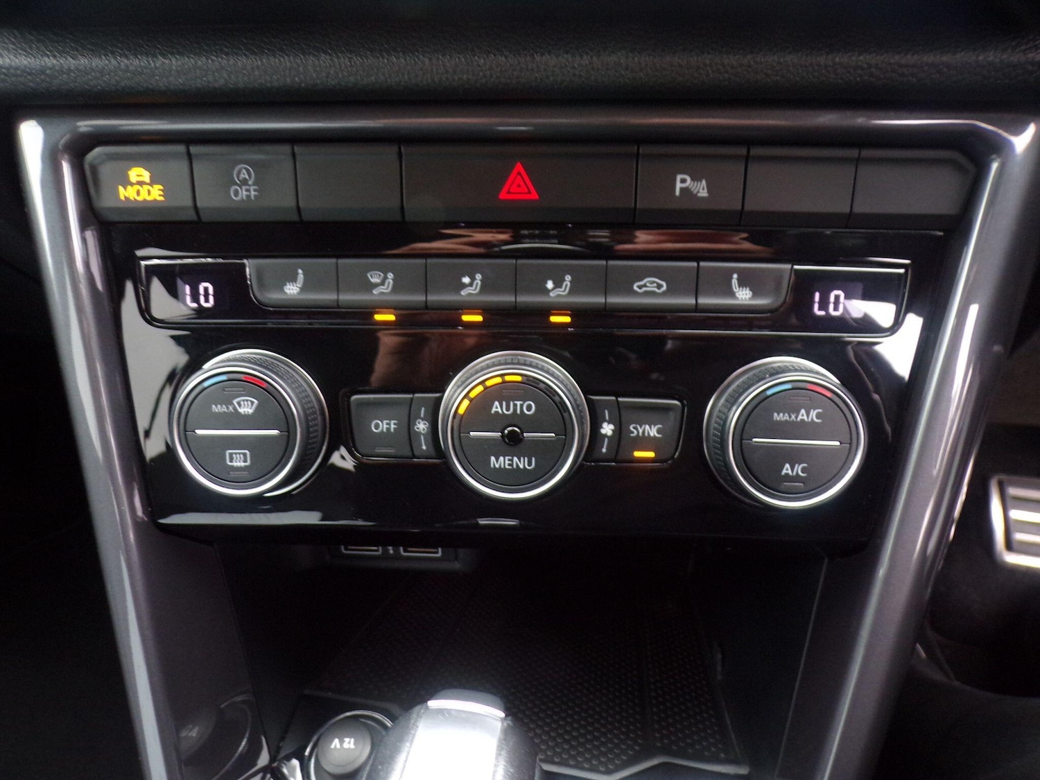 Used Volkswagen T-Roc 2019 for sale - 76138713: Photo 19