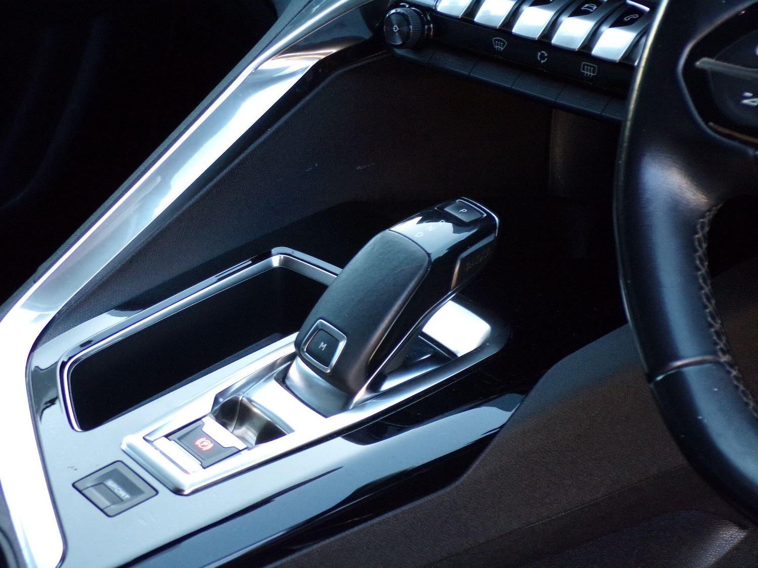 Used Peugeot 3008 2017 for sale - 76735268: Photo 16