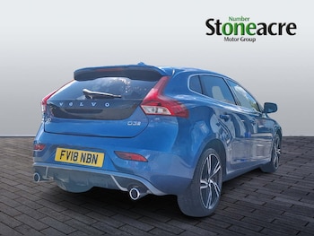 Used Volvo V40 2018 for sale - 78334290: Photo