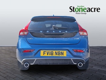 Used Volvo V40 2018 for sale - 78334290: Photo