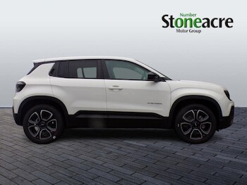 Used Jeep Avenger 2025 for sale - 76989970: Photo