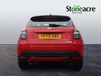 Used Fiat 600 2025 for sale - 76549432: Photo