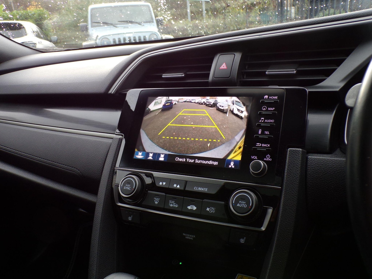 Used Honda Civic 2020 for sale - 76781986: Photo 24