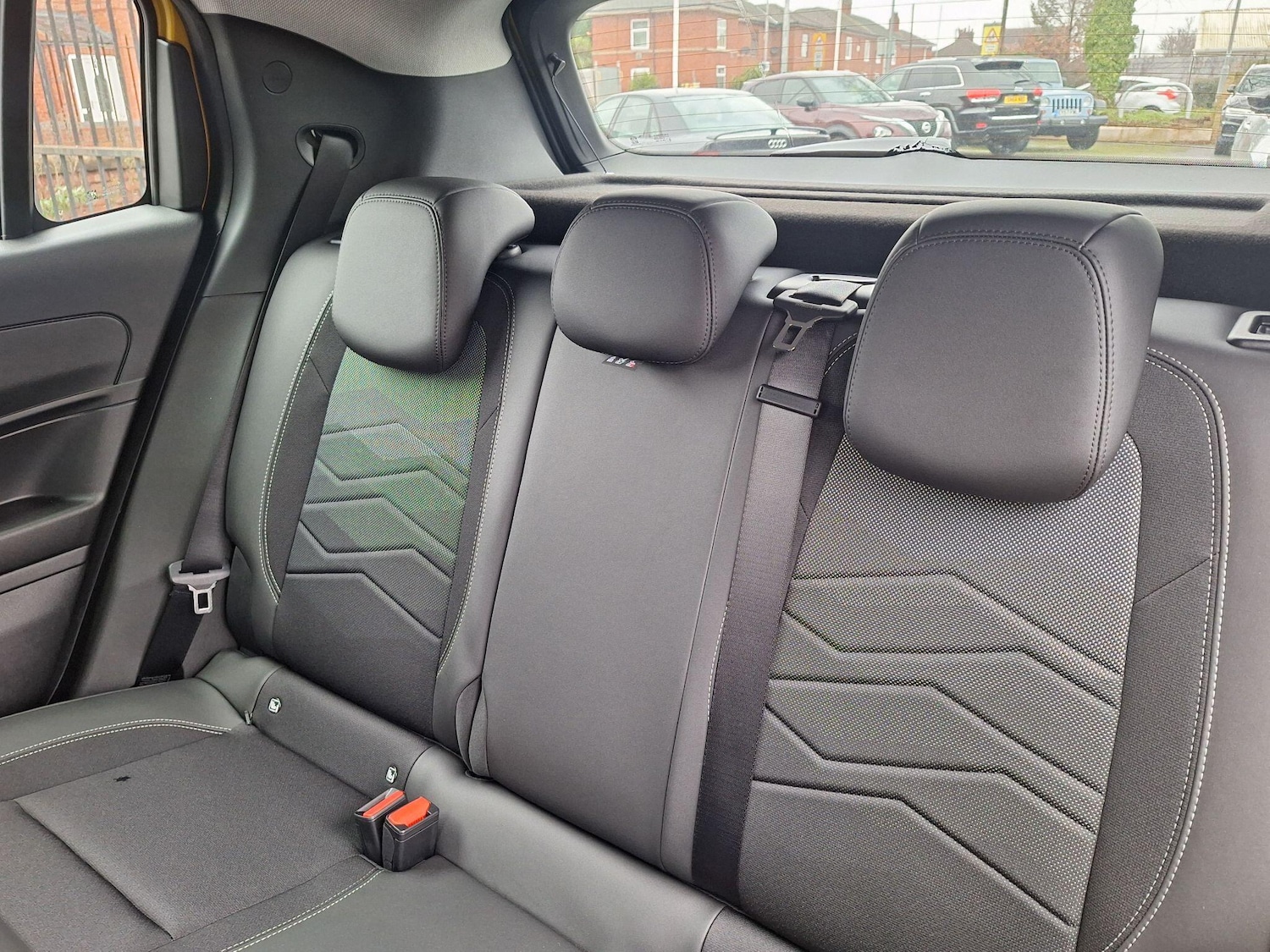 Used Jeep Avenger 2025 for sale - 77030009: Photo 16