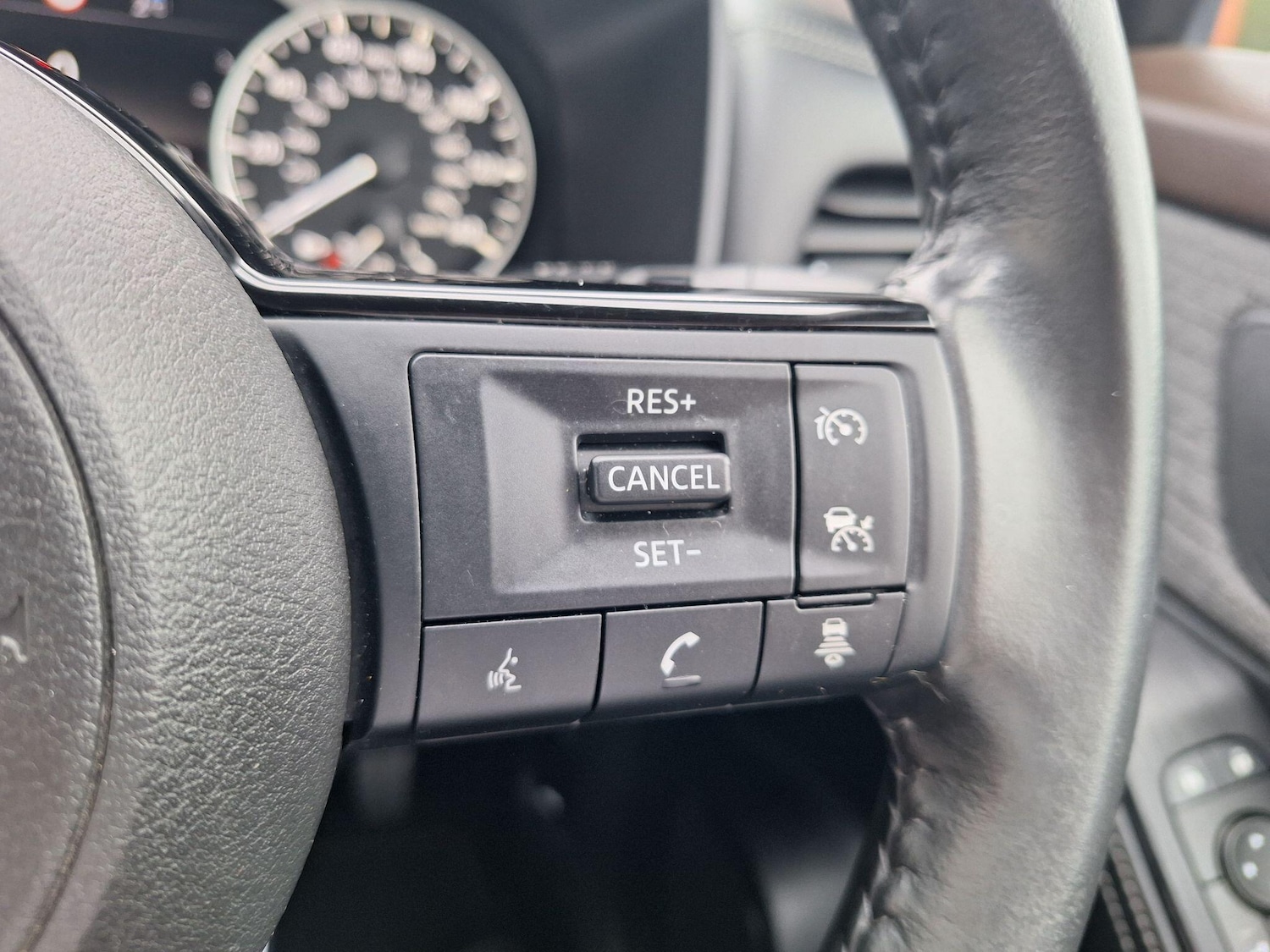 Used Nissan X-Trail 2023 for sale - 77598002: Photo 17